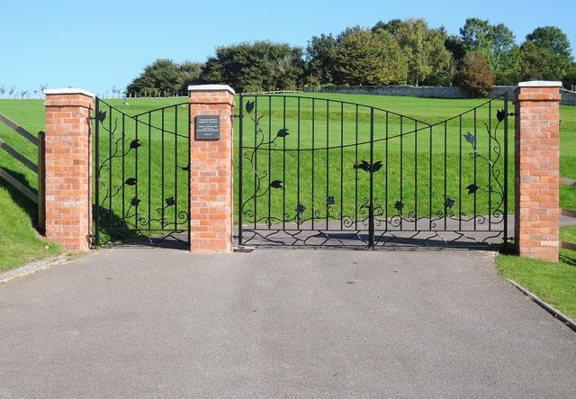 driveway-gates